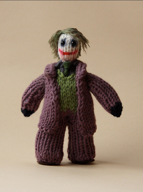 cakeyvoice-knitted-joker